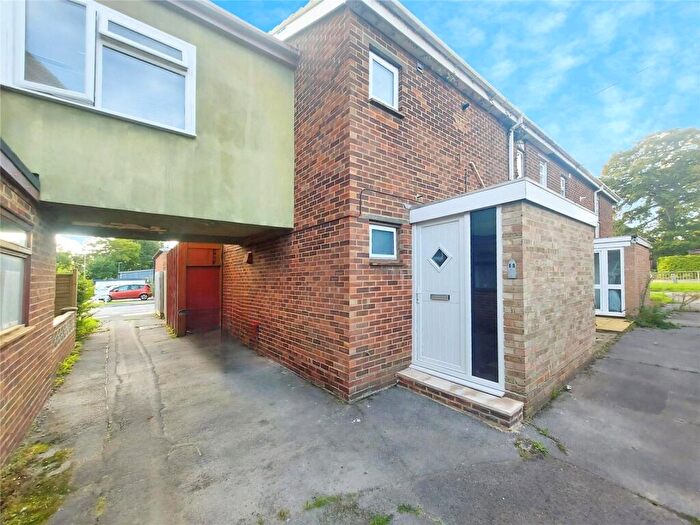3 Bedroom Terraced House For Sale In Shannon Close, Fareham, Hampshire, PO15