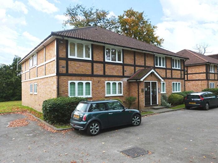 1 Bedroom Flat To Rent In Aragon Court, Easthampstead, Bracknell, Berkshire, RG12