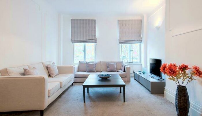 5 Bedroom Apartment To Rent In Strathmore Court, St John's Wood, NW8