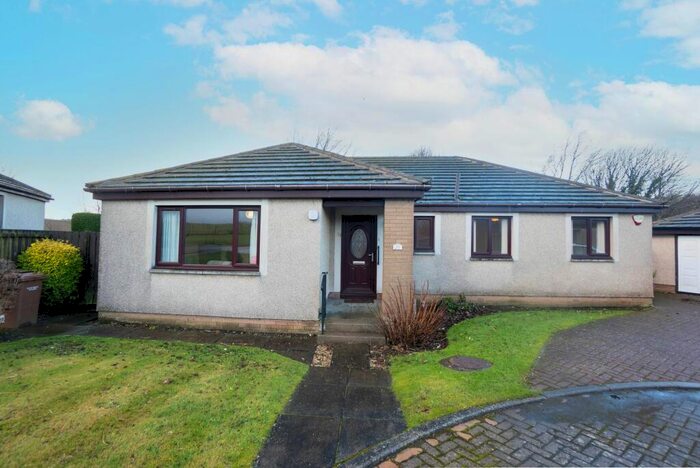 3 Bedroom Detached Bungalow For Sale In Newhouses Road, Broxburn, EH52