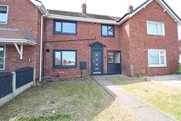 3 Bedroom Town House For Sale In Holywell Road, Kilnhurst, S64