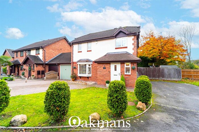 3 Bedroom Link Detached House For Sale In Pine Woods, Bartley Green, Birmingham, B32