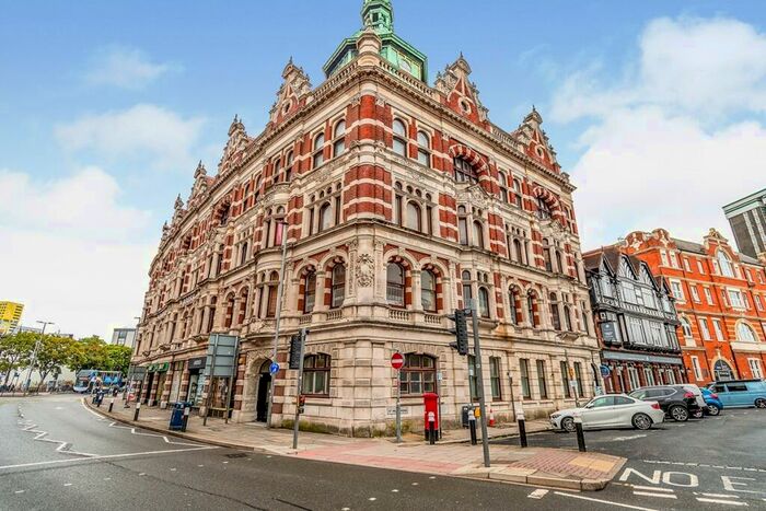 2 Bedroom Flat To Rent In Flat Beddow Hall St. Pauls Road, Southsea, Hampshire, PO5