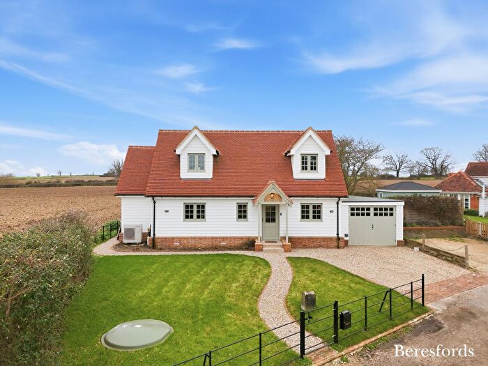 3 Bedroom Bungalow For Sale In The Bungalow, Padhams Green, CM13