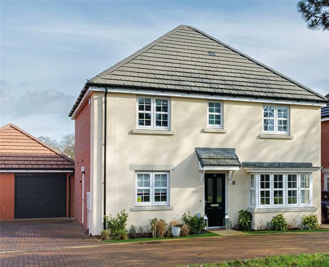4 Bedroom Detached House For Sale In Cane Drive, Bricket Wood, St. Albans, Hertfordshire, AL2