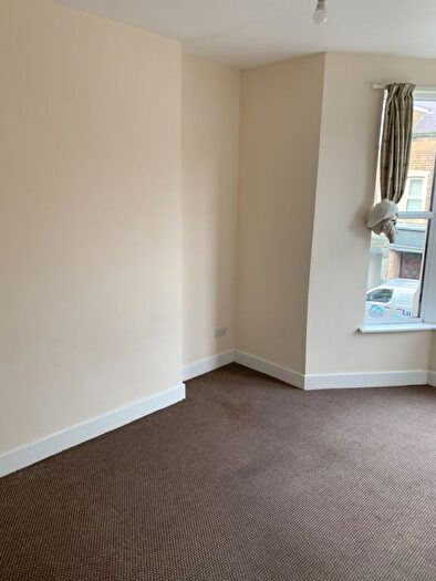 1 Bedroom Flat To Rent In Albert Road, Morecambe, LA4