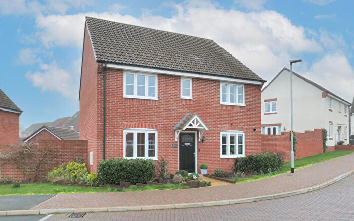 4 Bedroom Detached House For Sale In Chamier Close, Bowerhill, Melksham, SN12