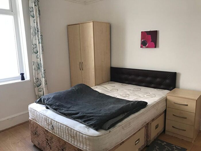 5 Bedroom Terraced House To Rent In Malvern Tce, Bd, SA2