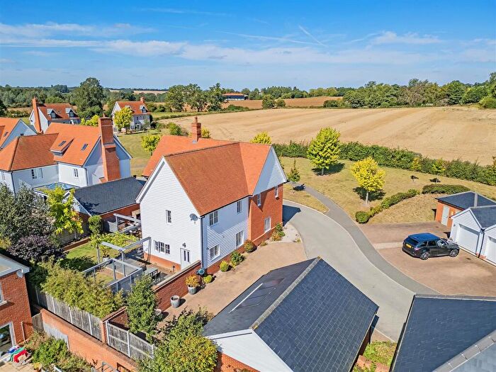 4 Bedroom Detached House For Sale In Ridley Green, Hartford End, Chelmsford, CM3