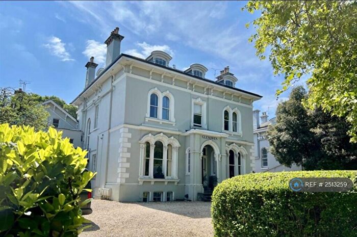 2 Bedroom Flat To Rent In Lansdown Road, Cheltenham, GL50