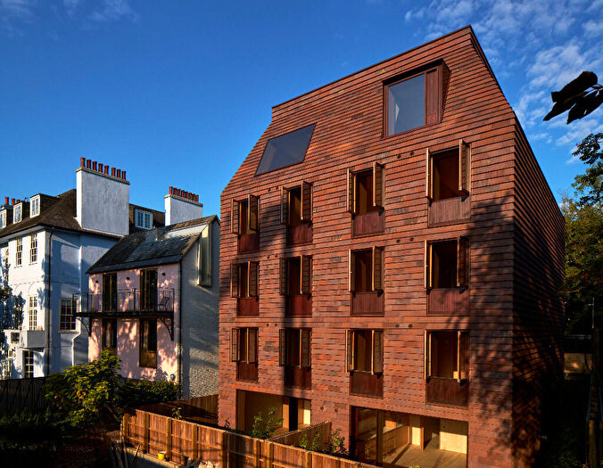 2 Bedroom Apartment For Sale In Villa Fontaine, Sydenham Hill, London, SE26