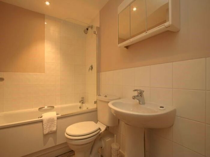 1 Bedroom Flat To Rent In Nell Gwynn House, Chelsea, London, SW3