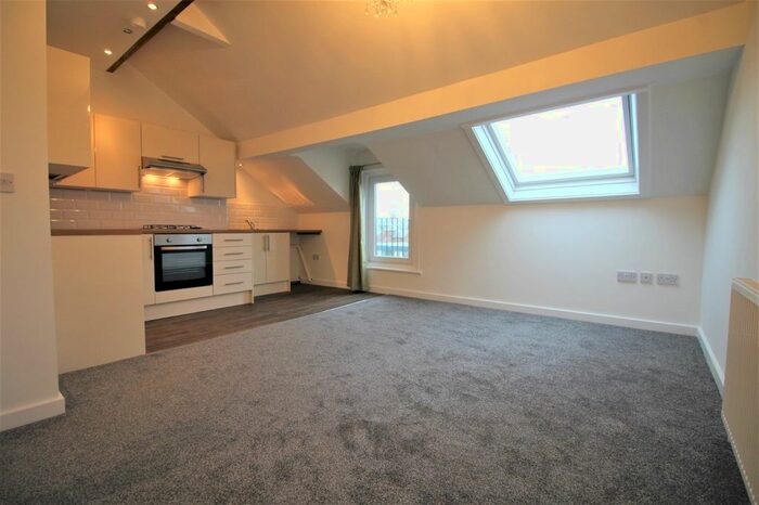 1 Bedroom Flat To Rent In St Albans Road, Lytham St Annes, FY8