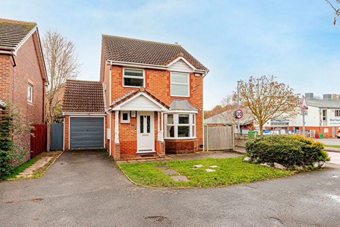 3 Bedroom Detached House For Sale In Bysing Wood Road, Faversham, ME13