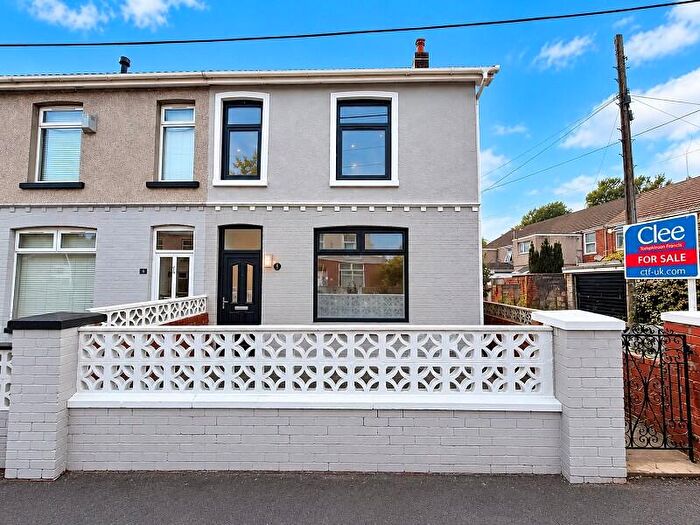 4 Bedroom Semi-Detached House For Sale In Godfrey Avenue, Glynneath, Neath, Neath Port Talbot., SA11