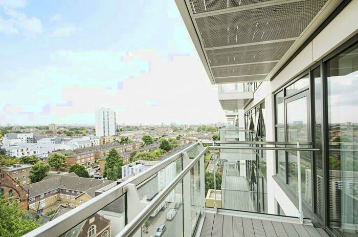 1 Bedroom Flat To Rent In Beechwood Road, Dalston, London, E8