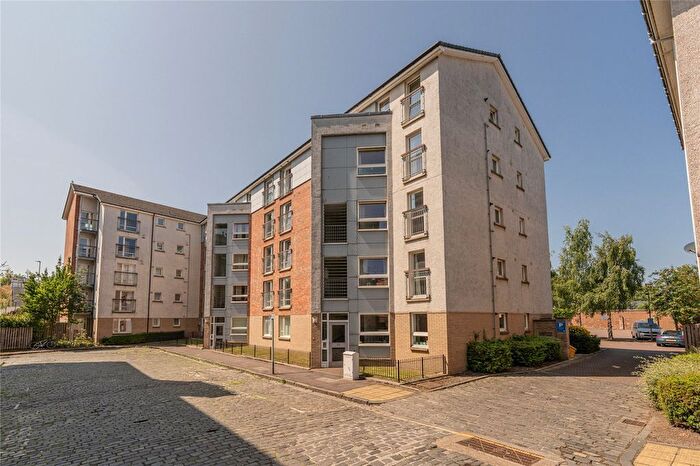 2 Bedroom Flat For Sale In Duff Street, Edinburgh, EH11