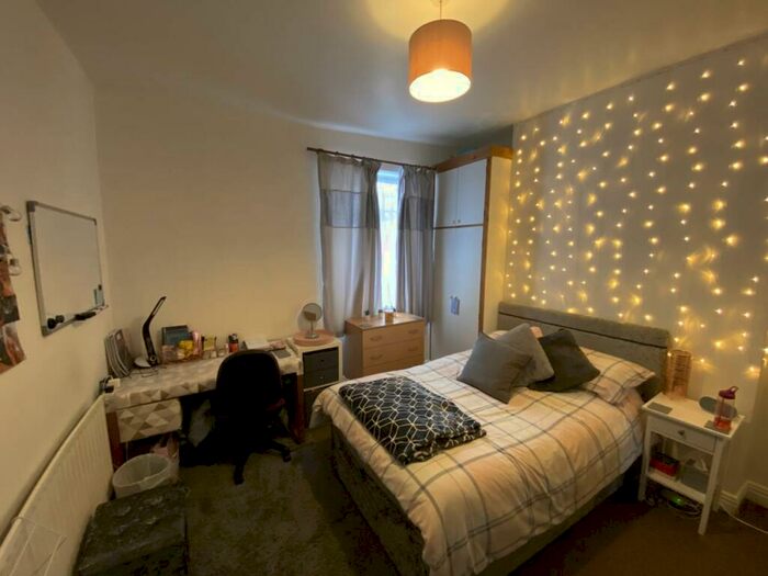 6 Bedroom House To Rent In Salisbury Road, Cathays, Cardiff, CF24