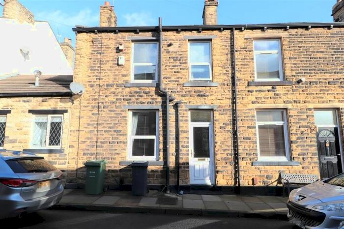 1 Bedroom Terraced House To Rent In Arthur Street, Farsley, Pudsey LS28