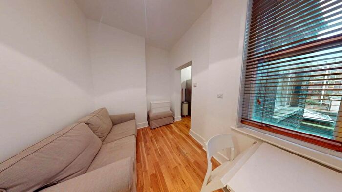 2 Bedroom Flat To Rent In Great Queen Street, London, WC2B
