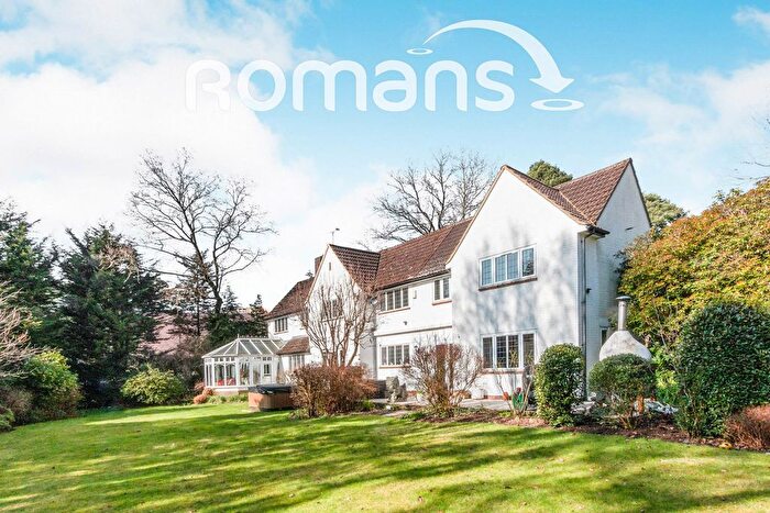 6 Bedroom Detached House To Rent In Park Avenue, Camberley, GU15