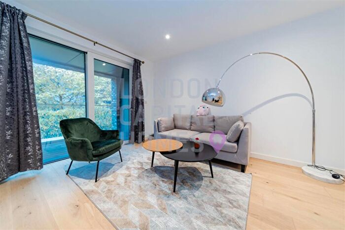 2 Bedroom Apartment To Rent In Eyre Court, Pentonville Road, London, N1