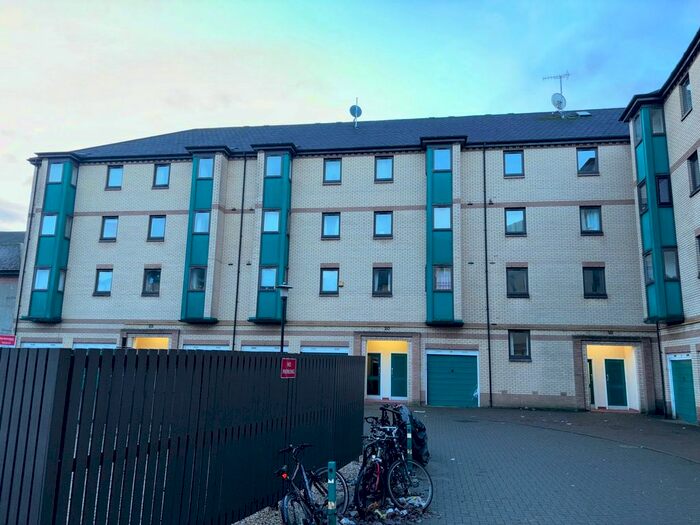 2 Bedroom Flat To Rent In , Rutland Court, Glasgow, G51