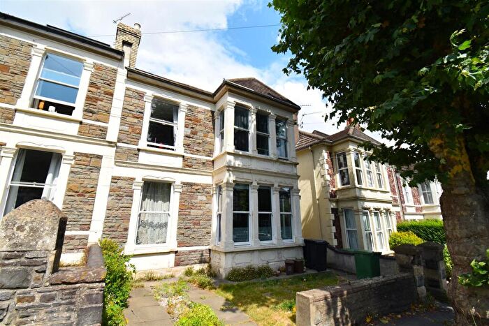 4 Bedroom Flat For Sale In Spacious Maisonette On Linden Road, Westbury Park, BS6