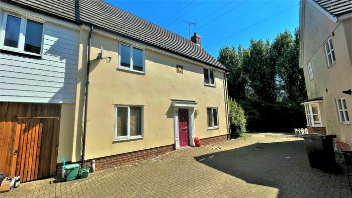 4 Bedroom End Of Terrace House To Rent In Mascot Square, Colchester, Essex, CO4