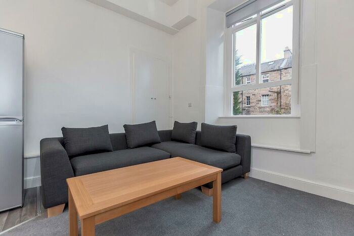 4 Bedroom Flat To Rent In Valleyfield Street, Tollcross, Edinburgh, EH3