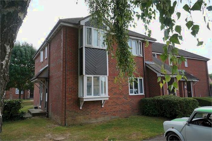 1 Bedroom Ground Maisonette To Rent In Chinook, Highwoods, Colchester, Essex., CO4