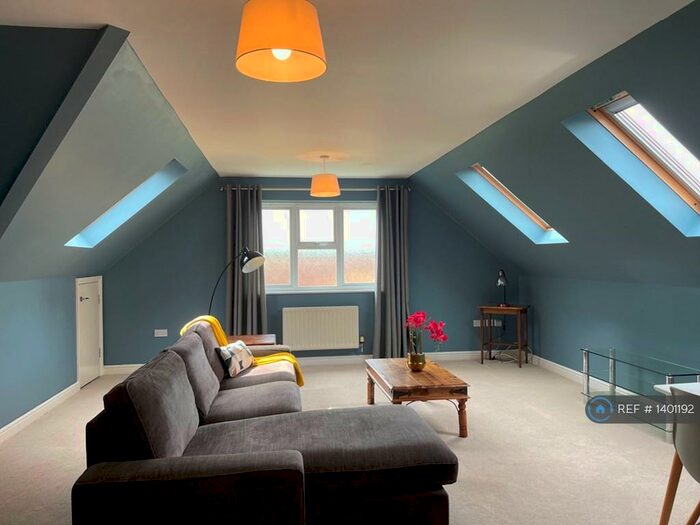 1 Bedroom Penthouse To Rent In Midsummer Place, Bicester, OX26