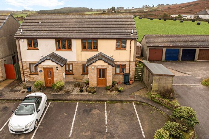4 Bedroom Semi-Detached House For Sale In Talveneth, Pendeen, TR19