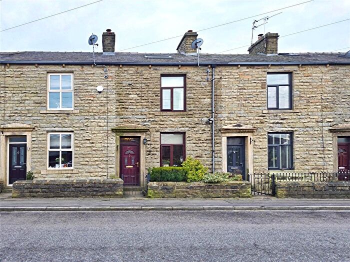 4 Bedroom Terraced House For Sale In Burnley Road, Loveclough, Rossendale, BB4