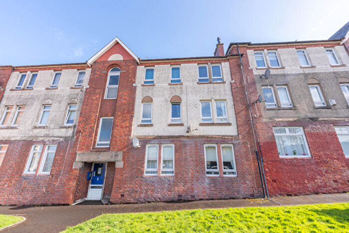 2 Bedroom Flat For Sale In Burnside Lane, Hamilton, ML3