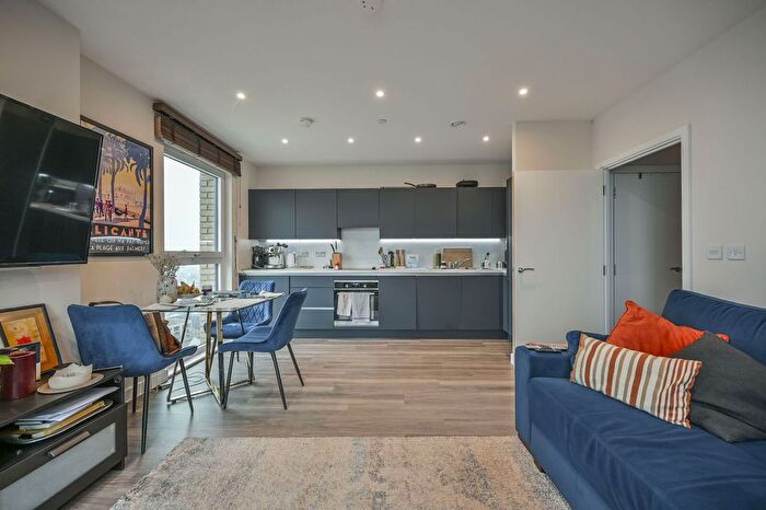 1 Bedroom Flat To Rent In Alder Point, Blackhorse Road, Walthamstow, Walthamstow, E17