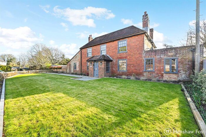 7 Bedroom Detached House For Sale In Romsey Road, Lockerley, Hampshire, SO51