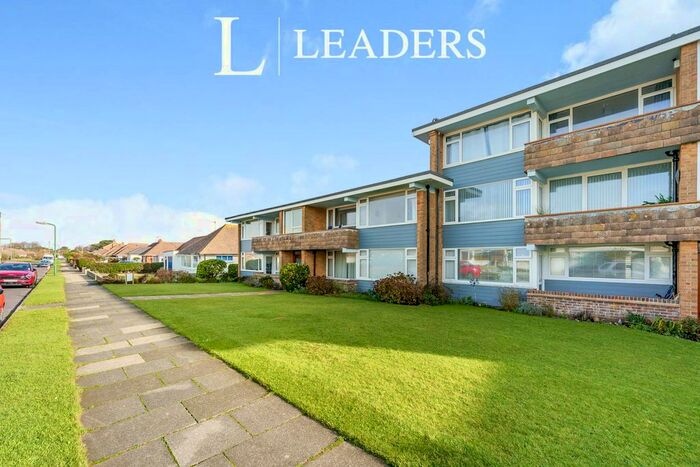 2 Bedroom Flat To Rent In Dolphin Way, Rustington, Littlehampton, BN16