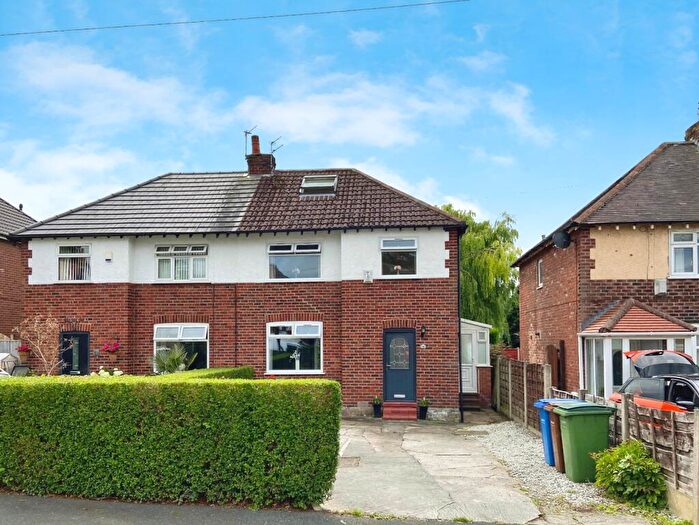 3 Bedroom Semi-Detached House To Rent In Deneside Crescent, Hazel Grove, Stockport, Greater Manchester, SK7