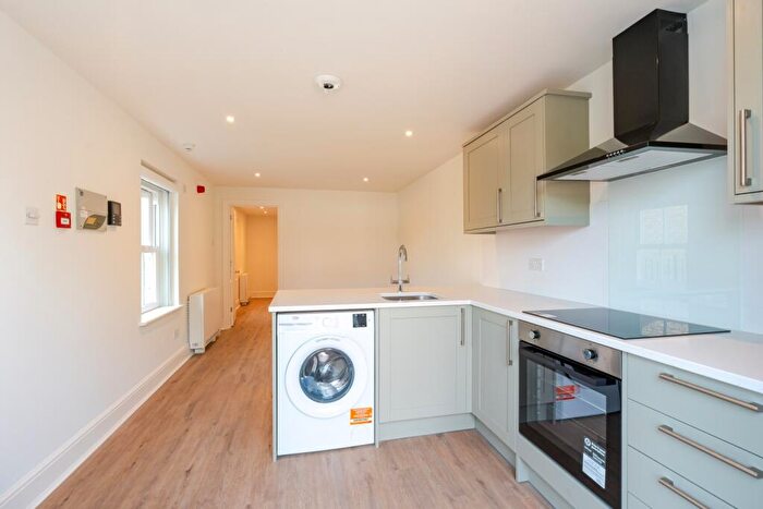 1 Bedroom Apartment To Rent In Banbury Road, Oxford, OX2
