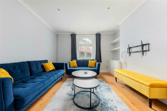 4 Bedroom Terraced House To Rent In Benwell Road, Holloway, N7