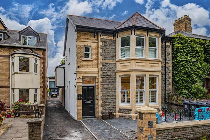 2 Bedroom Apartment To Rent In Conway Road, Pontcanna, Cardiff, CF11