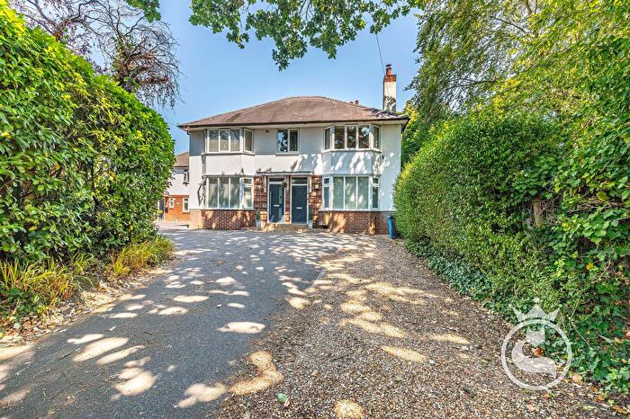 2 Bedroom Flat For Sale In Bournemouth Road, Poole, BH14