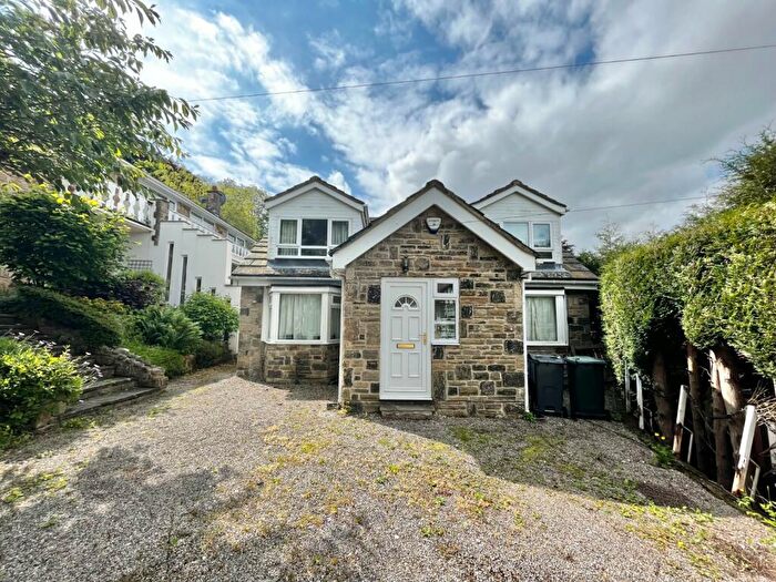2 Bedroom Detached House To Rent In Langley Avenue, Bingley, West Yorkshire, BD16