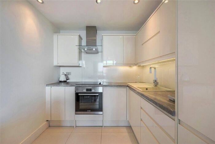 1 Bedroom Flat To Rent In South Wharf Road, London, W2
