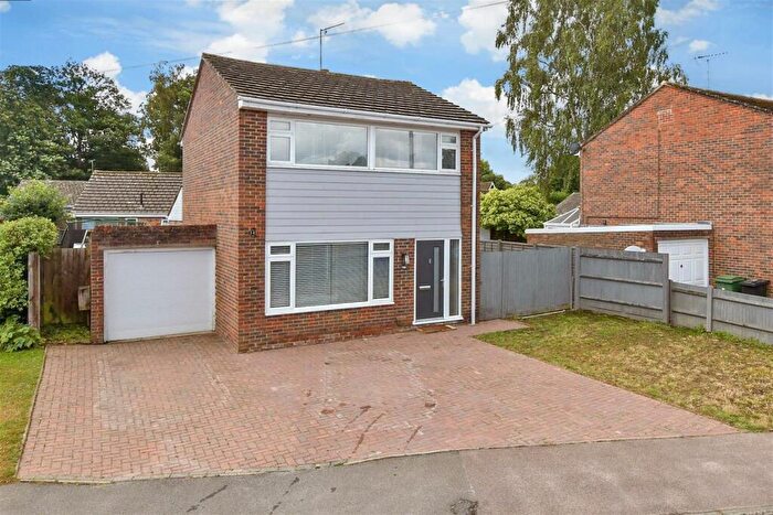 3 Bedroom Detached House For Sale In Cayser Drive, Kingswood, Maidstone, Kent, ME17
