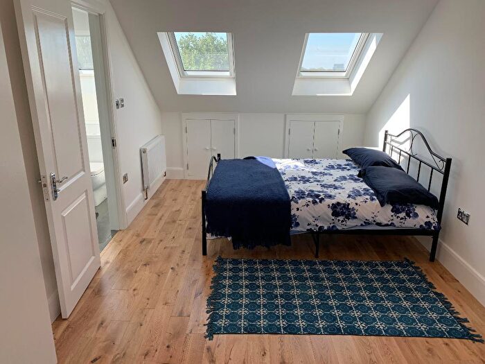 4 Bedroom Terraced House To Rent In Paget Rise, London, SE18