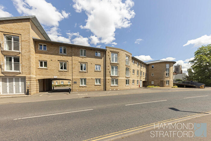 2 Bedroom Retirement Property For Sale In Royal Arch Court, Earlham Road, NR2