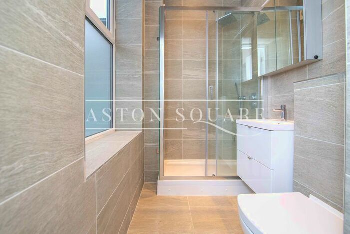 Studio To Rent In Cann Hall Road, London E11
