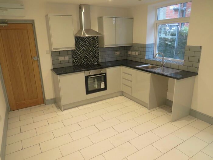 1 Bedroom Flat To Rent In Newport Road, Cardiff, CF24